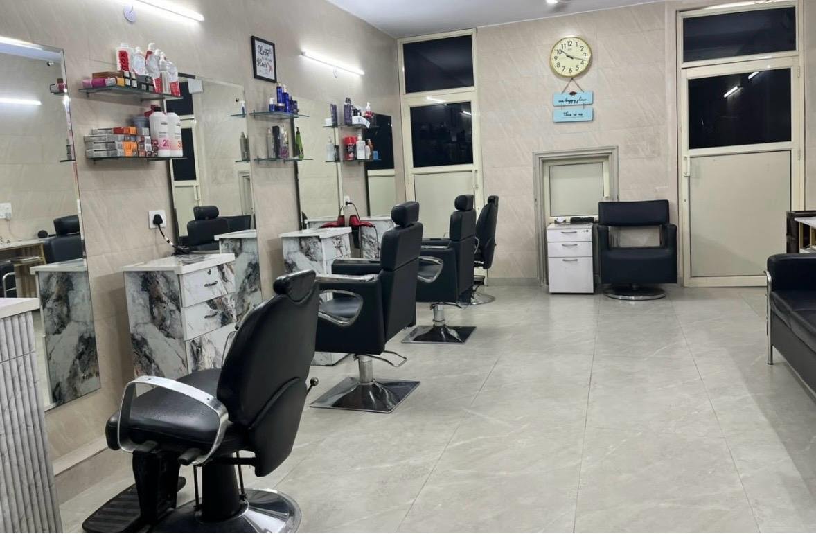 A’ LA-MODE salon photo 1