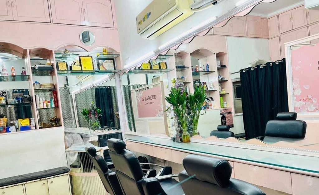 A’ LA-MODE salon photo 4